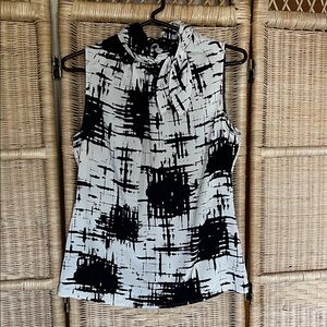 St. John Silk Black and White Abstract Sleeveless Blouse with Sash Tie